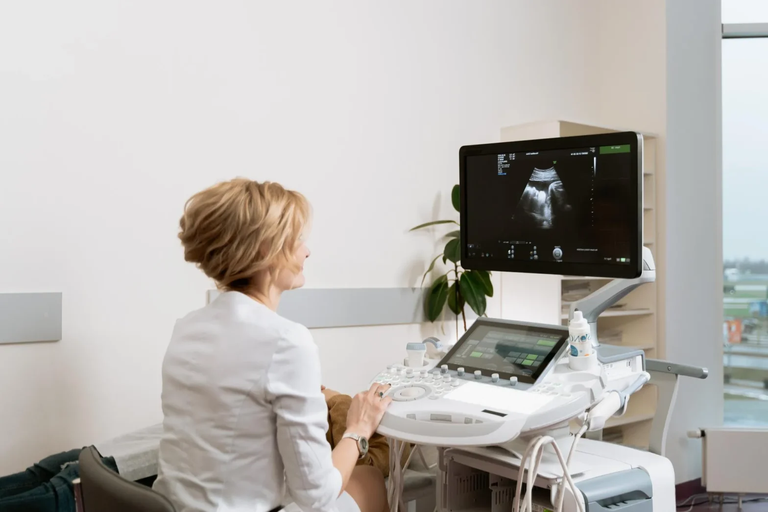 Process focused banner illustrating methods to streamline prior authorization workflows, reduce delays, and enhance efficiency through automation and improved healthcare coordination